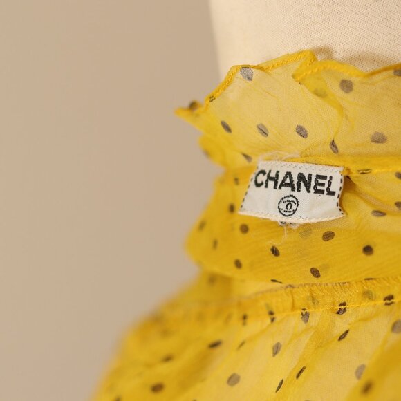 Sz 42  L Chanel Vintage 3-Piece Ruffled Yellow Silk w/Black Polkadots Chiffon Bl - Picture 3 of 9